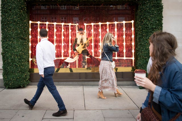 Selfridges unveils its Christmas window