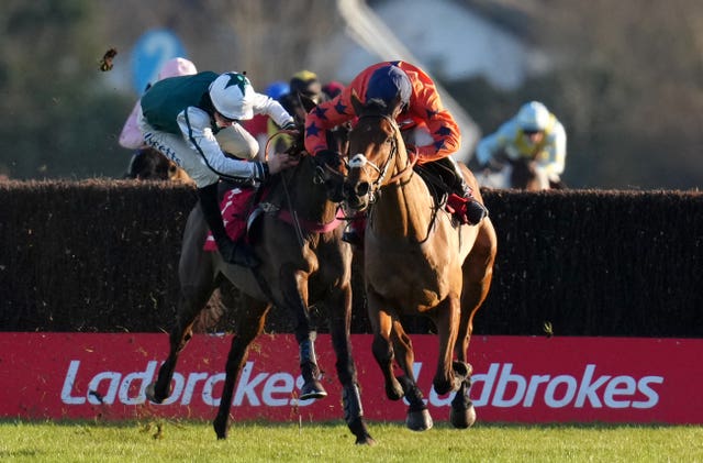 Charlie Deutsch is unseated from L'Homme Press at the final fence