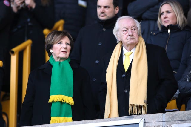 Delia Smith and Michael Wynn-Jones