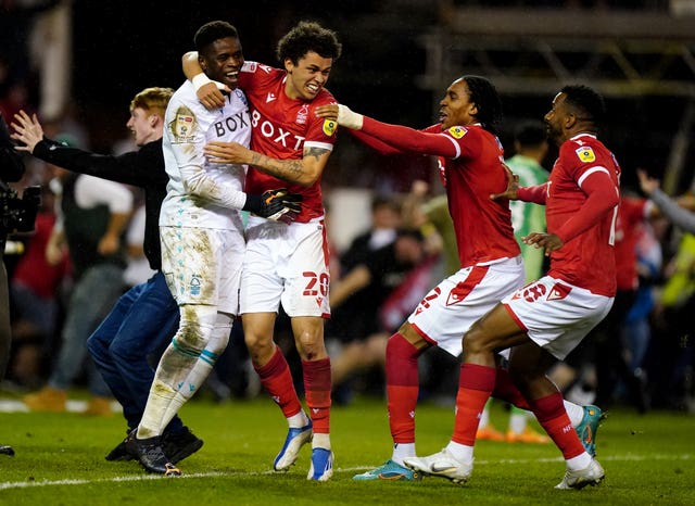 (L-R) Nottingham Forest goalkeeper Brice Samba, Brennan Johnson, Djed Spence and Cafu celebrate reaching the Sky Bet Championship play off final after victory over Sheffield United