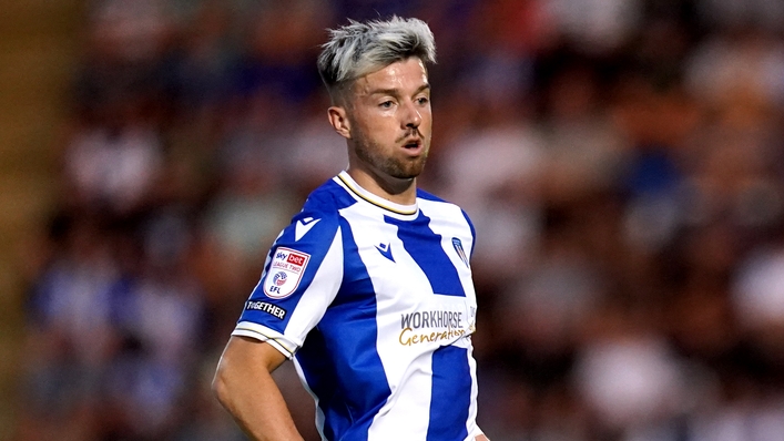 Alex Newby mencetak gol kemenangan saat Colchester menjauh dari zona bahaya