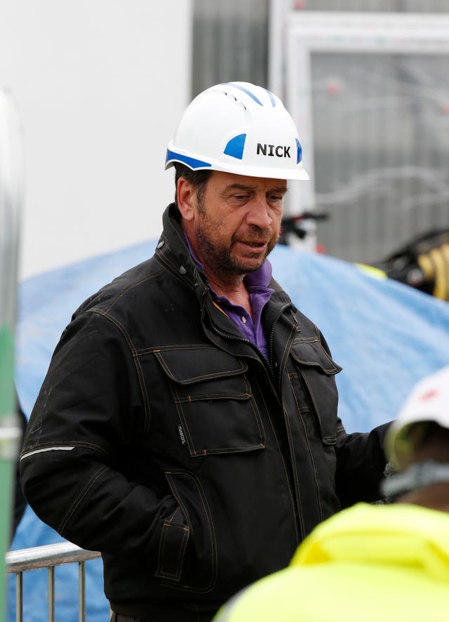 Nick Knowles