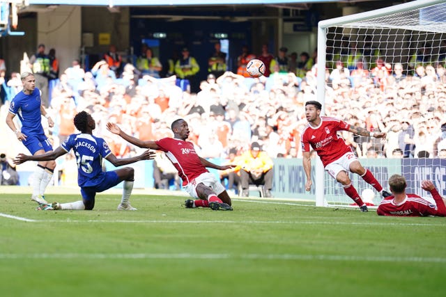 Chelsea’s Nicolas Jackson, left, shoots over from close range against Nottingham Forest