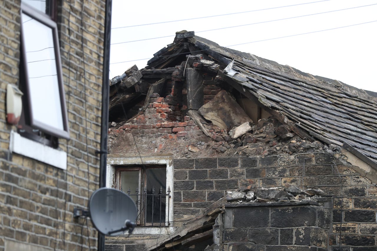 Man dies after house roof collapses | The Northern Echo