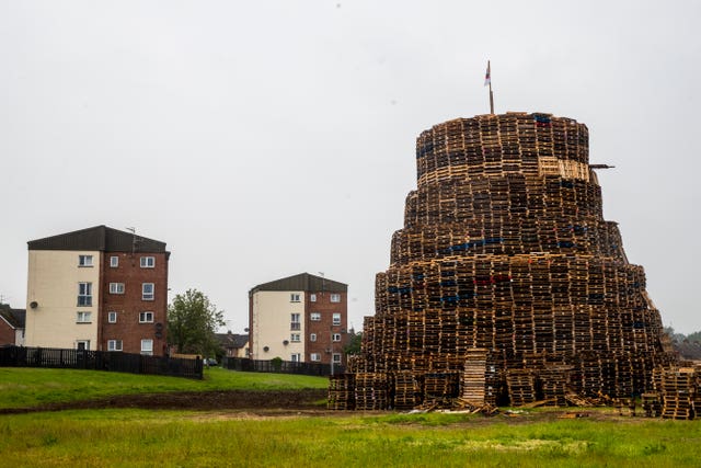 Battle of the Boyne bonfires