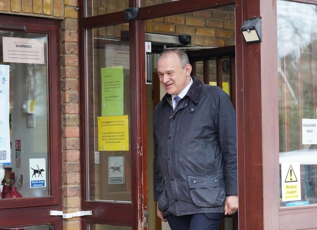 Sir Ed Davey visits the Godalming and Ash constituency