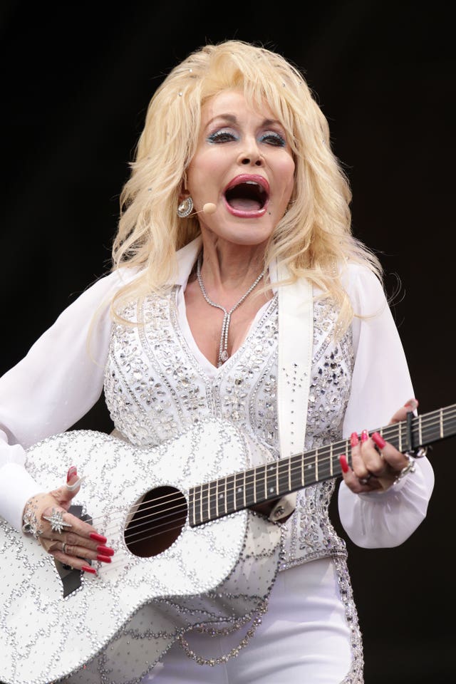 Dolly Parton performing at Glastonbury
