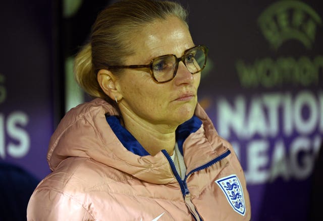 Sarina Wiegman in the dugout