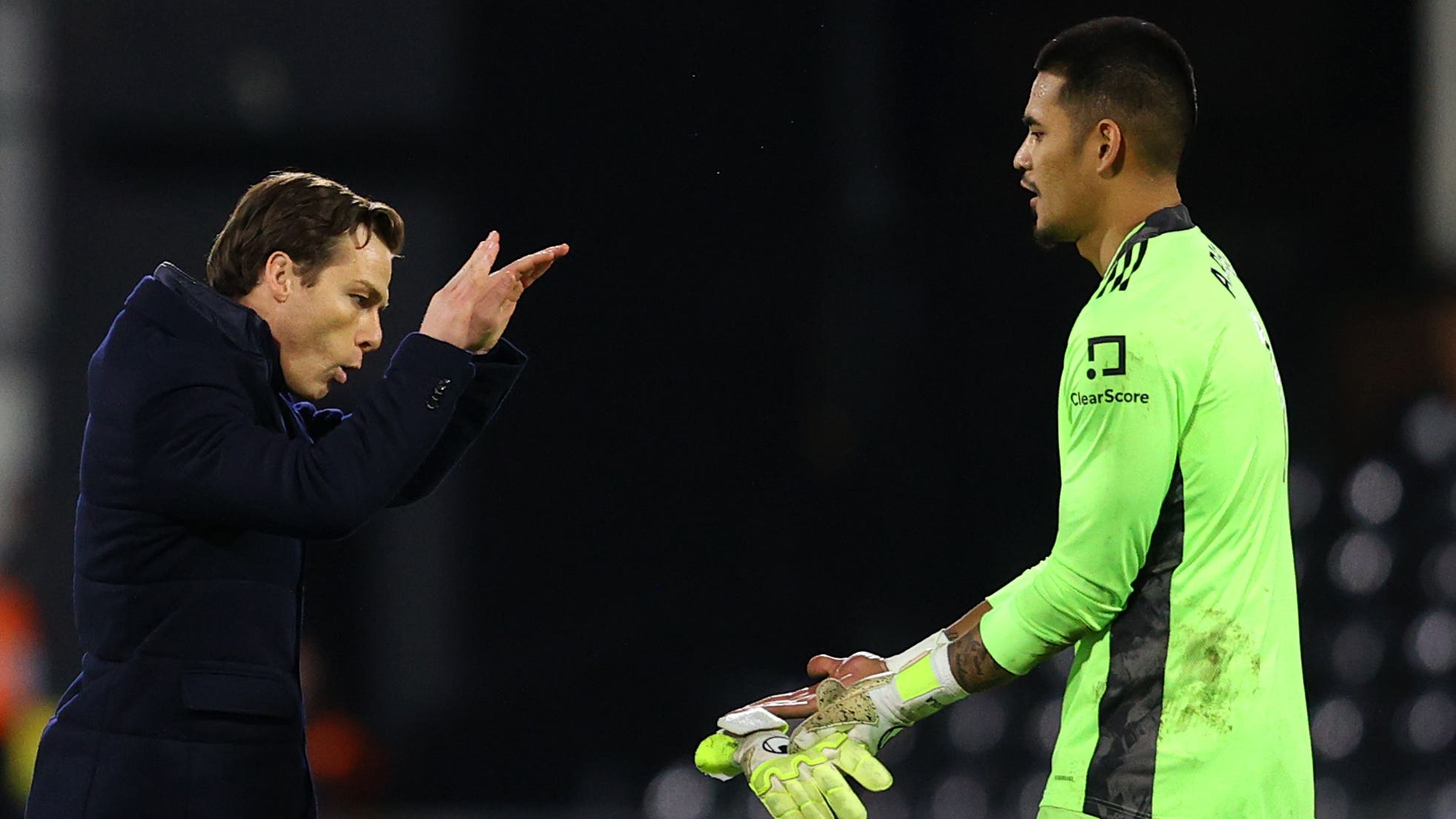 Photo of L’entraîneur de Fulham Scott Parker soutient Alphonse Areola pour appeler la France