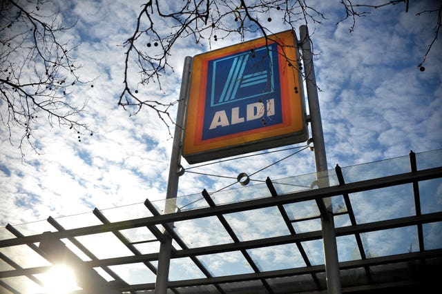 Aldi store sign