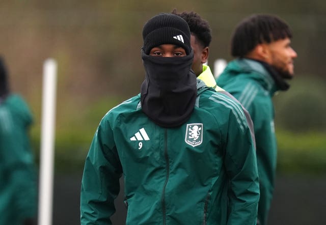 Jhon Duran during a training session ahead of Aston Villa's match against Monaco