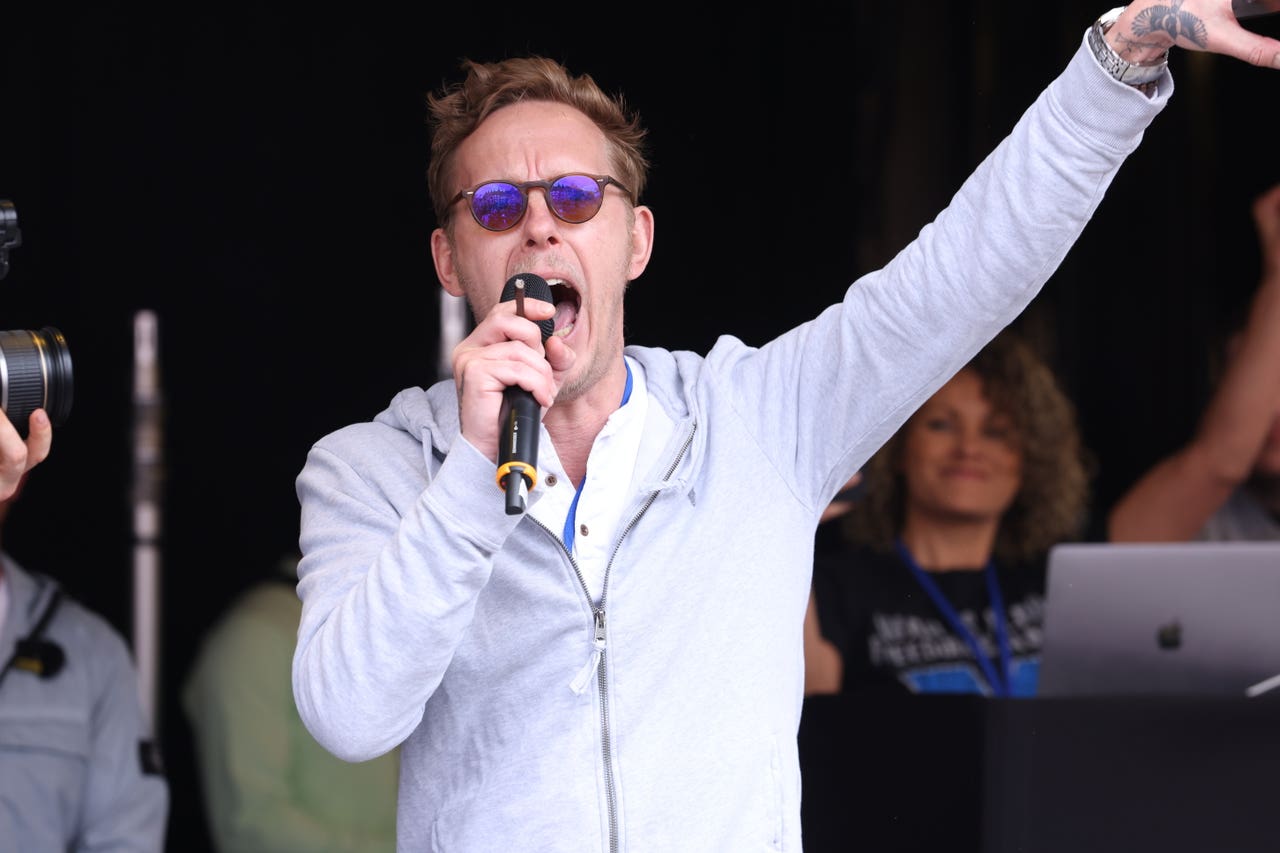 Thousands attend central London protest organised by Tommy Robinson