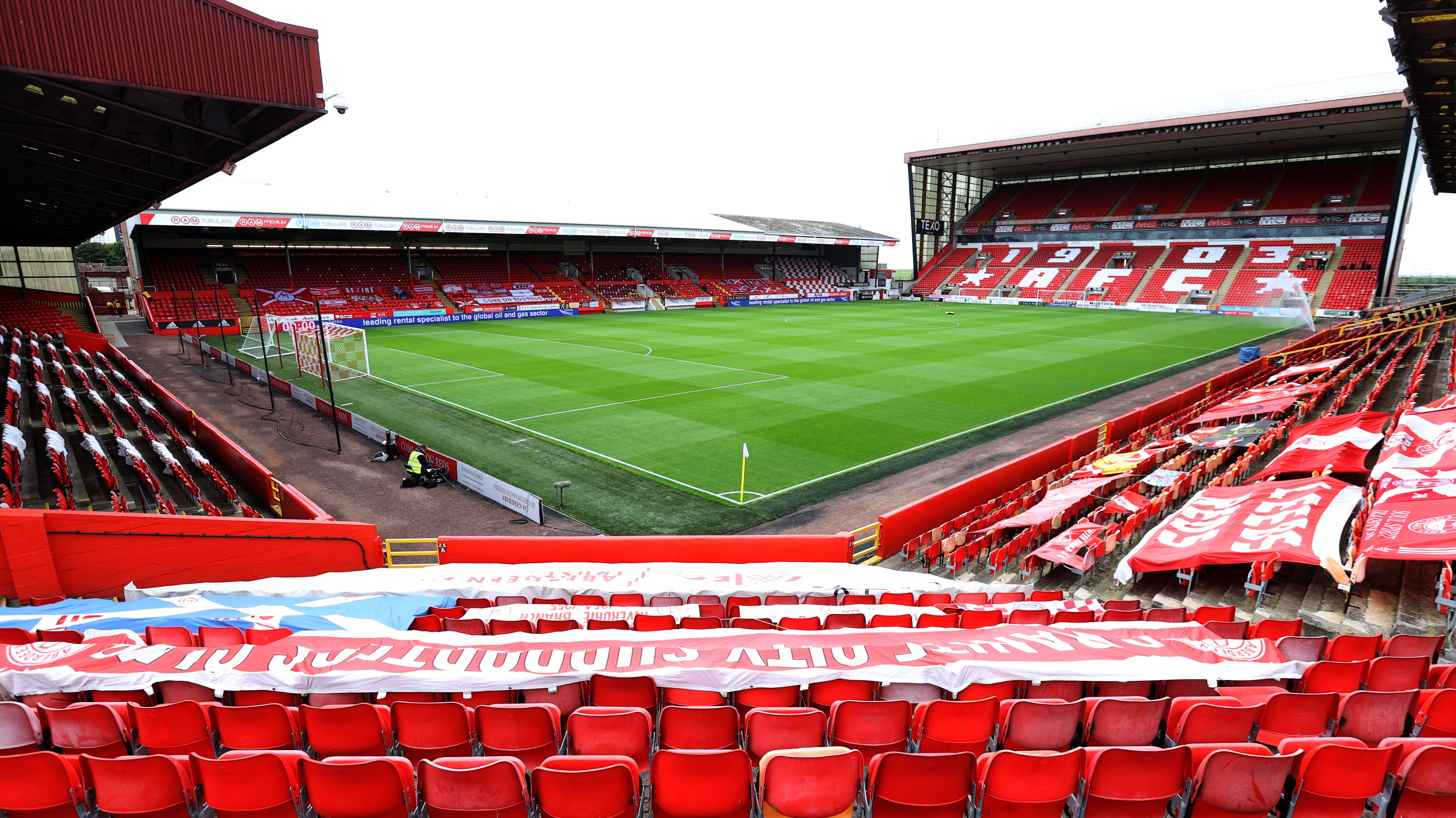 aberdeen will not ask fans for proof of vaccination at upcoming matches bt sport