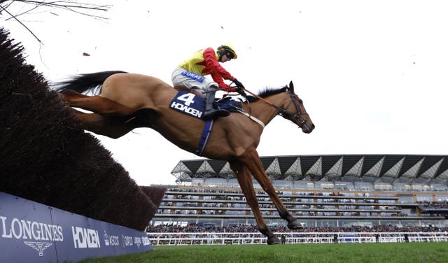 Howden Christmas Racing Weekend – Day Two – Ascot Racecourse