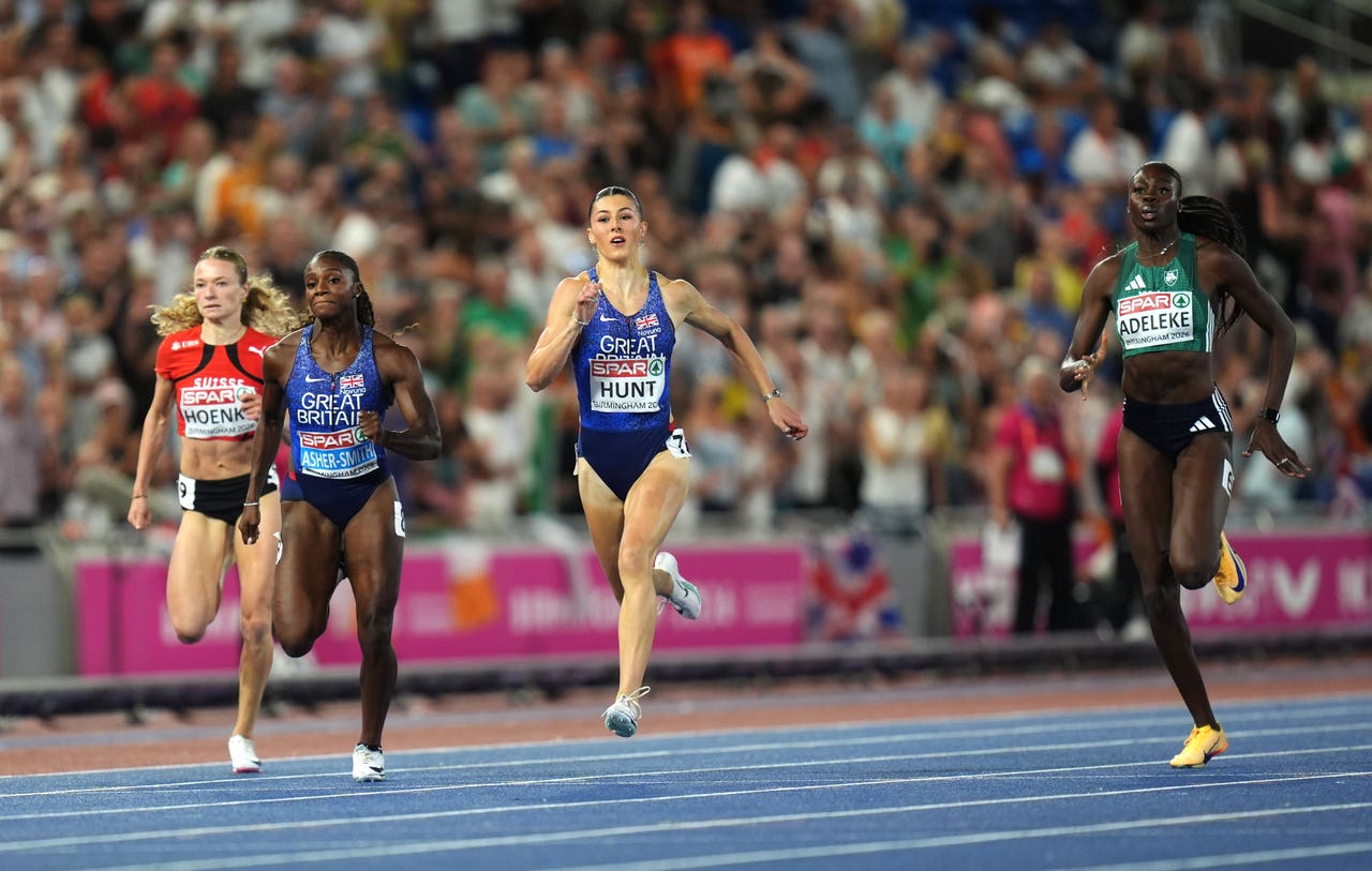 amy-hunt-reels-in-dina-asher-smith-to-win-second-gold-in-birmingham