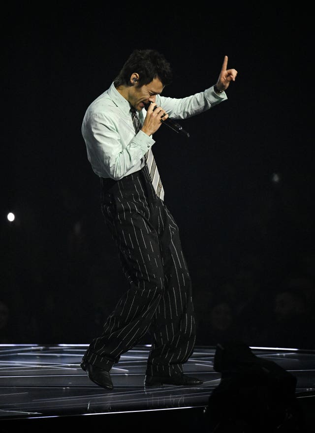 Harry Styles performing