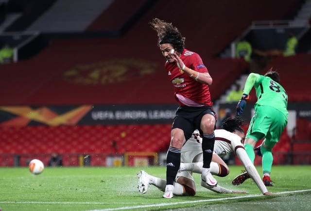 Edinson Cavani played a key role in Manchester United''s win 