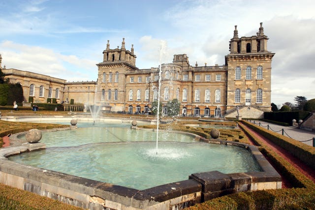 Blenheim Palace golden toilet theft