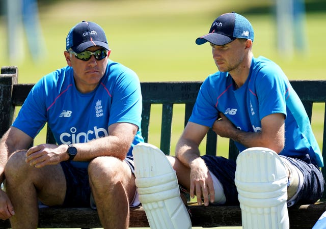 Chris Silverwood (left) and Joe Root (right) have a decision to make over Robinson's return.