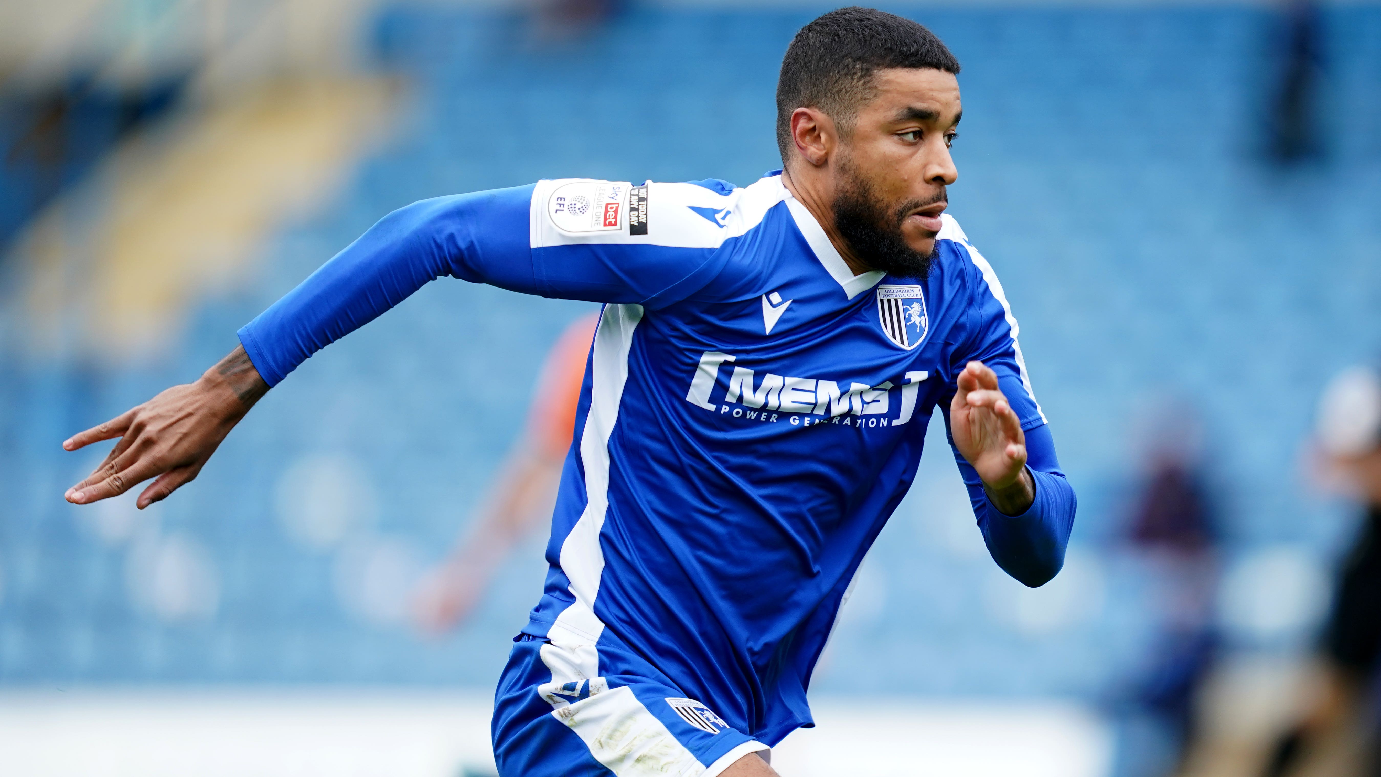 Super-sub Dominic Samuel snatches late Ebbsfleet winner at Maidenhead ...