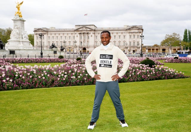 Ethiopia’s Kenenisa Bekele in front of Buckingham Palace