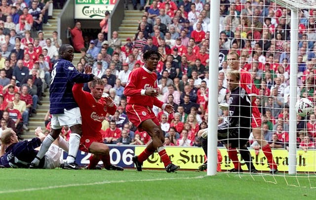 Jamie Carragher, centre, scores his second own goal against Manchester United in 1999
