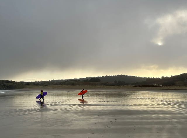 Surfers on Marble Hill Strand beach near Dunfanaghy, Co Donegal