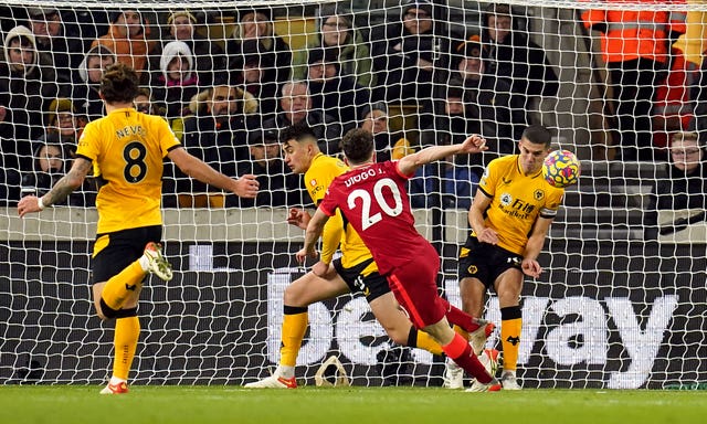 Diogo Jota misses a glorious chance for Liverpool
