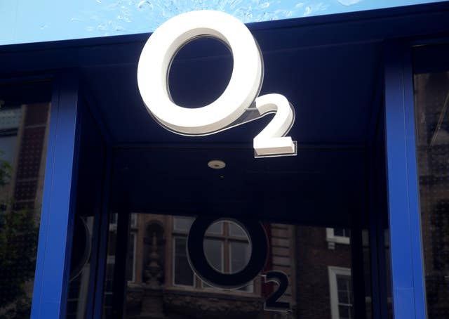 O2 announced on Wednesday it was introducing a fair use cap of 25GB when in EU countries
