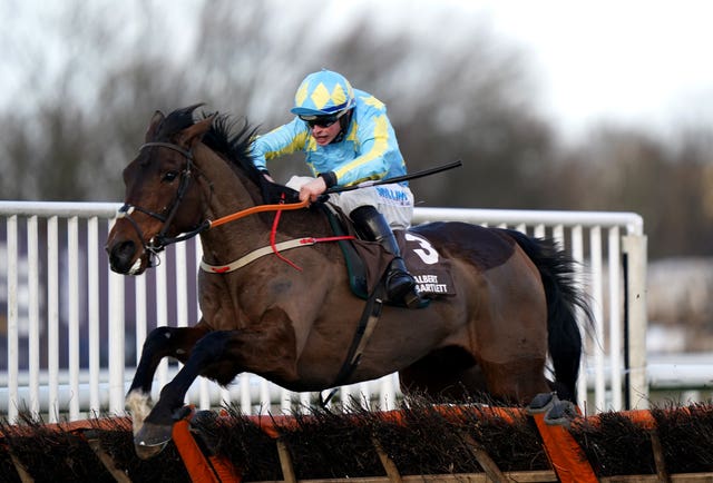 Mahler Mission on his way to victory at Doncaster 