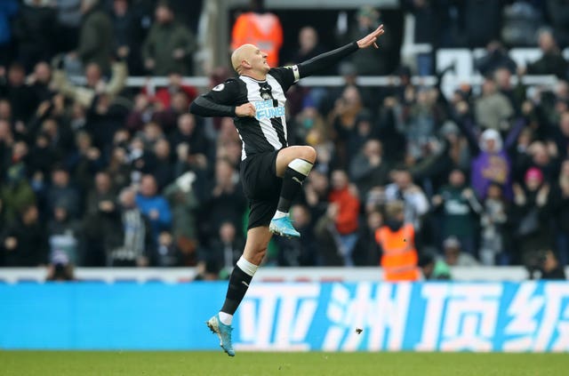 Jonjo Shelvey's late equaliser secured Newcastle a 2-2 draw which dented Manchester City's title bid