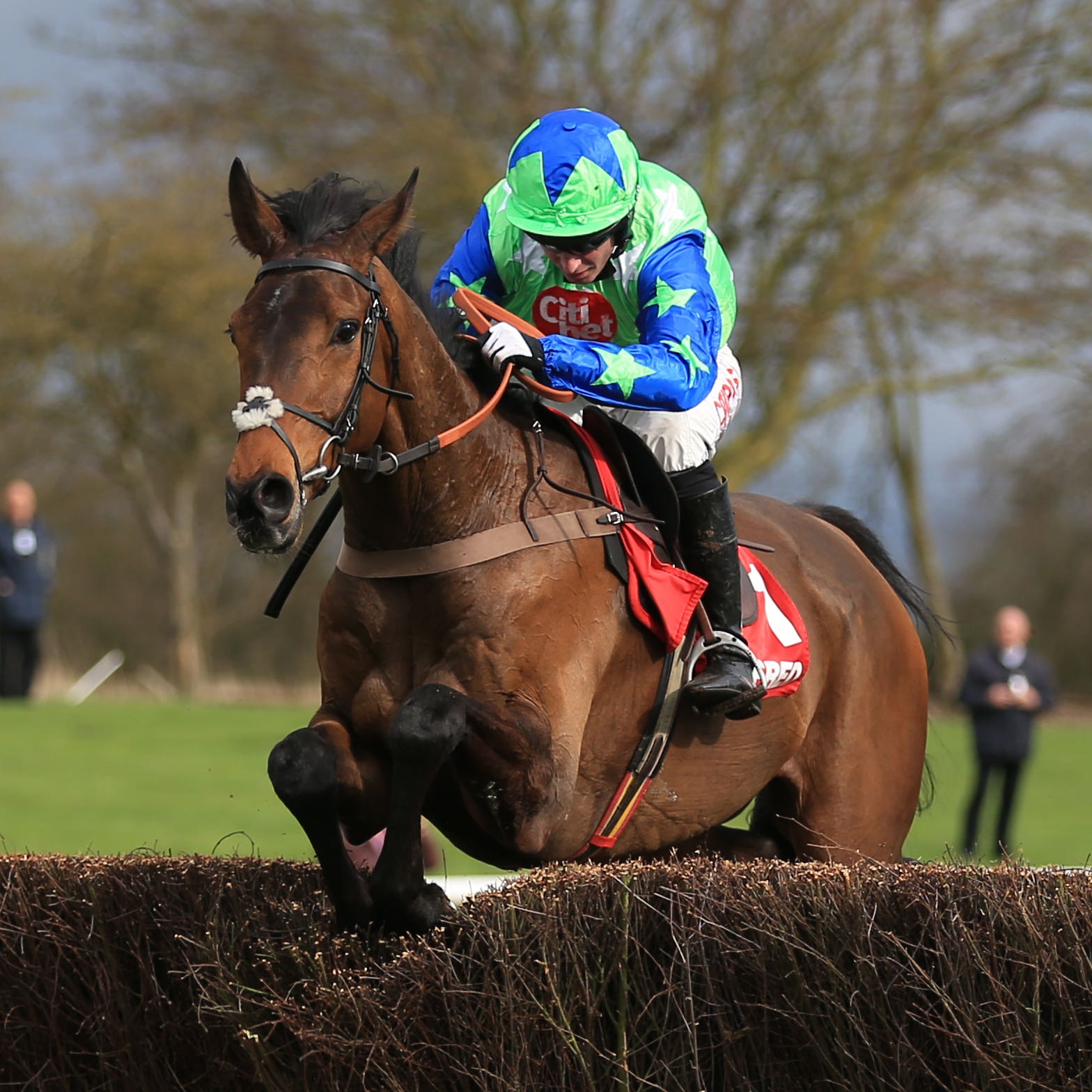 American on his way to winning at Uttoxeter