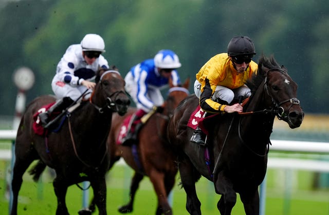 Luther (yellow) was just too good for his Haydock rivals