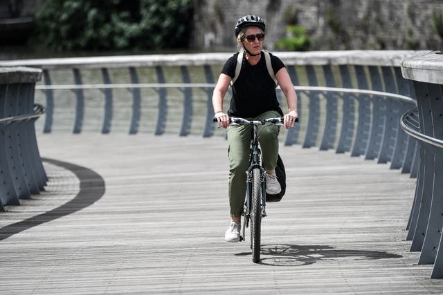 PM launches cycling initiative