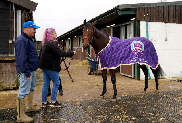 Big Evs with trainer Mick Appleby and head girl Tara Belfield 