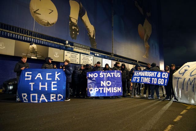 Everton fans protest at Goodison Park