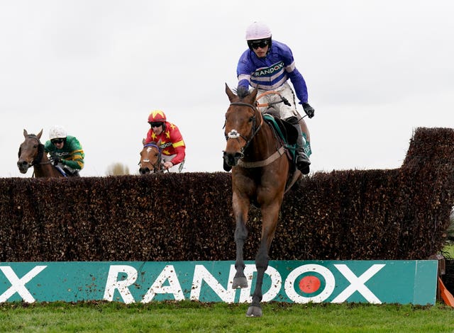 Pic D’Orhy winning at Aintree in April 