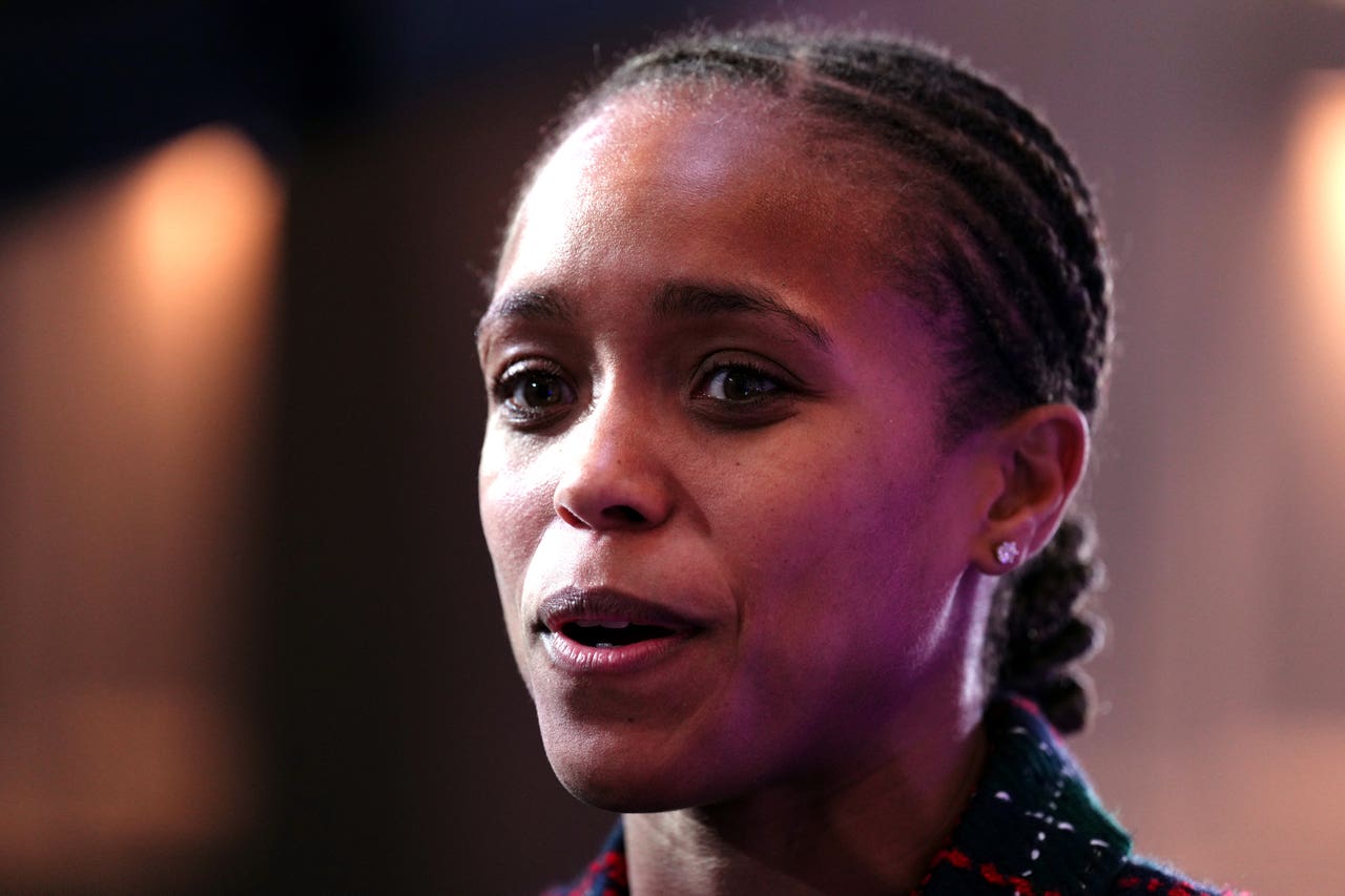 Lauren Price wants to ‘be in massive fights’ after impressive display