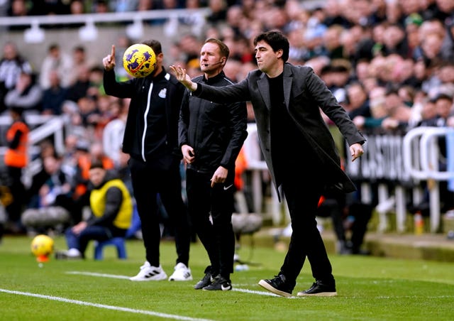 Bournemouth boss Andoni Iraola (right) was furious over a controversial penalty decision at Newcastle