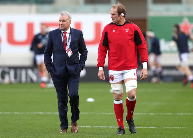 Wayne Pivac and Alun Wyn Jones