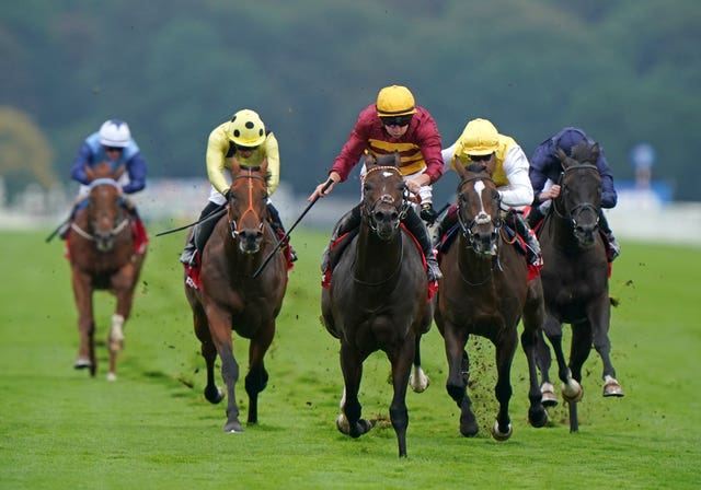 Iberian (centre) in the Champagne Stakes during the Betfred St Leger Festival at Doncaster 