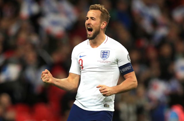 Harry Kane celebrates scoring England's fifth goal