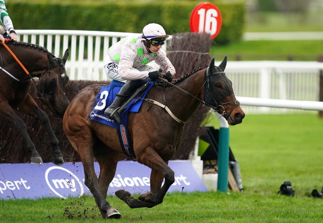 Gaelic Warrior was brilliant in the Arkle 