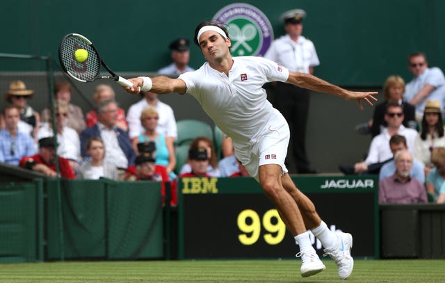 Defending champion Roger Federer 
