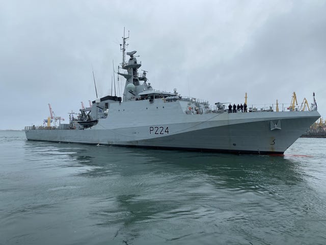 HMS Trent on previous deployment