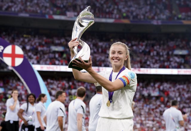 England captain Leah Williamson lifts the Euro 2022 trophy