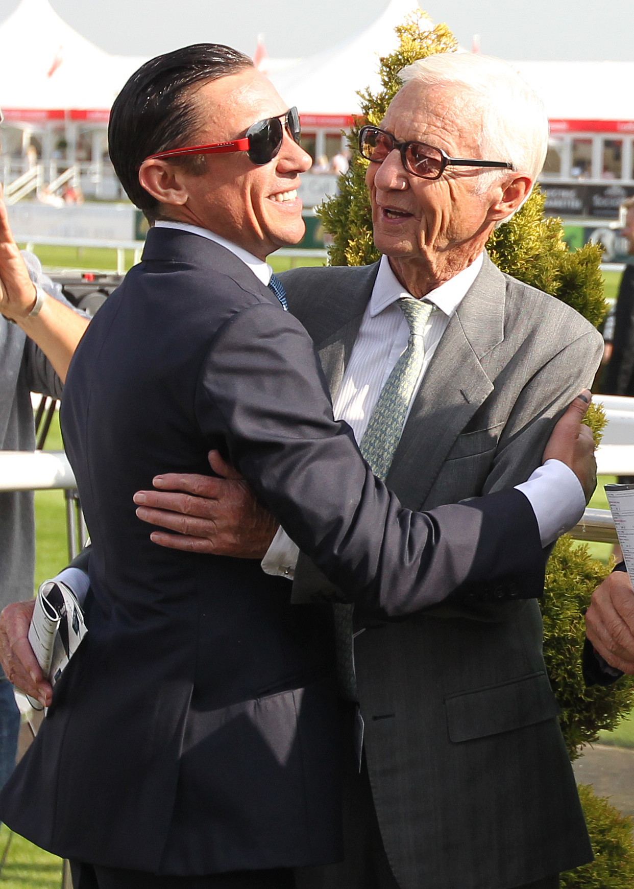Frankie Dettori will lay a wreath in honour of friend and hero Lester Piggott at Epsom on Derby Day
