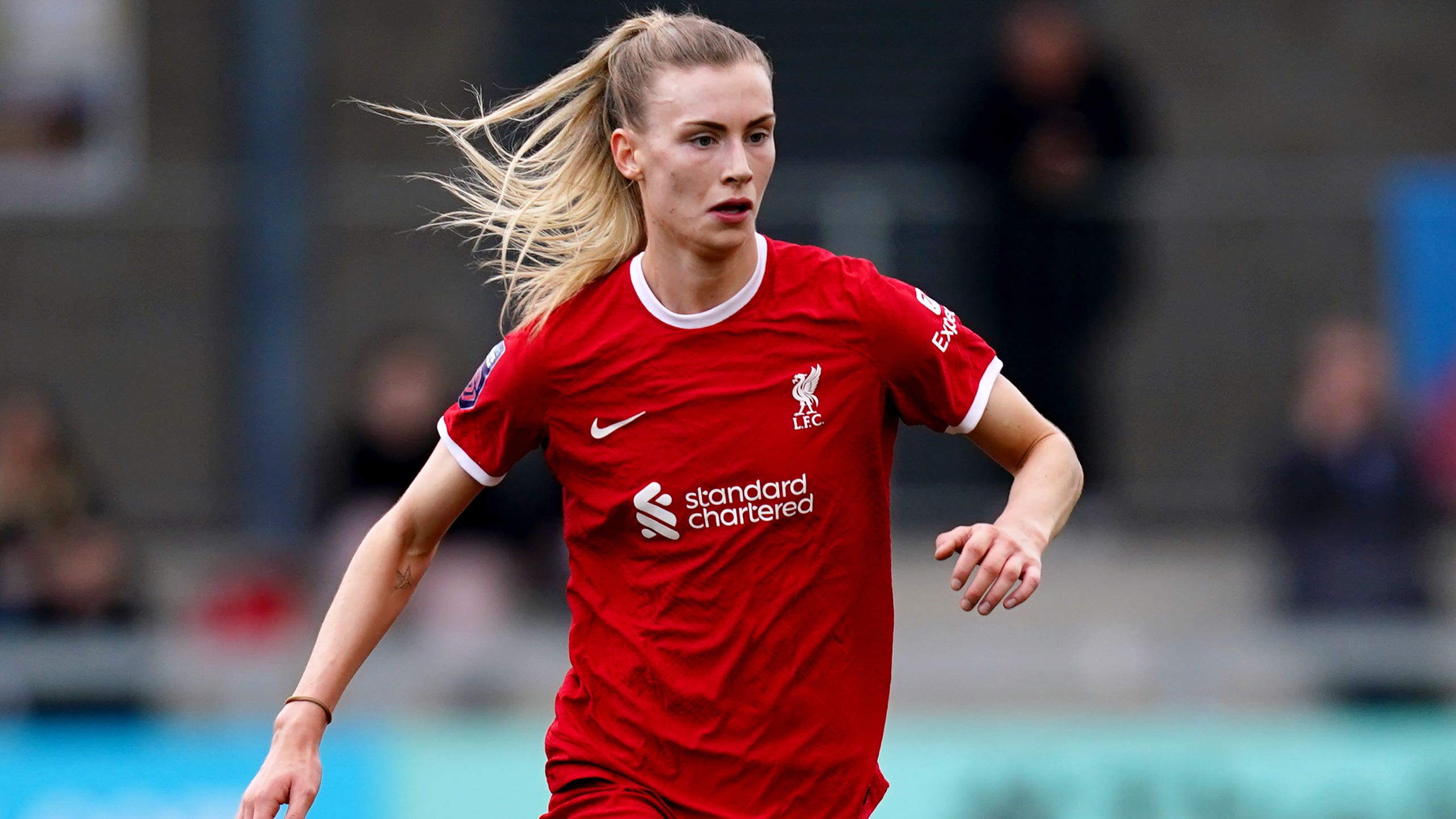 Jenna Clark header lifts Liverpool above rivals Man Utd | LiveScore