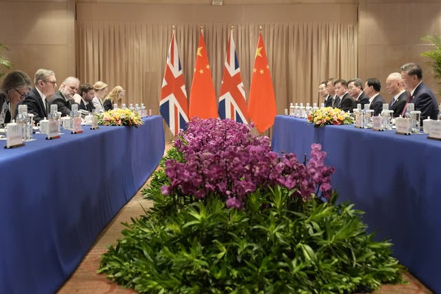 Sir Keir Starmer at a meeting with President Xi Jinping and aides