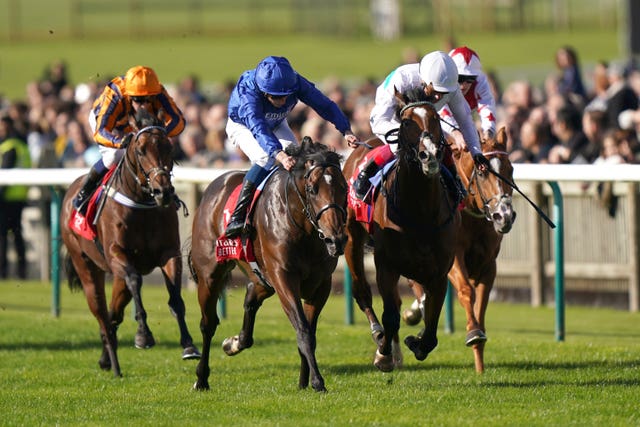 Epictetus (white), Holloway Boy (rail) and Dancing Magic (orange) chase home Silver Knott at Newmarket 